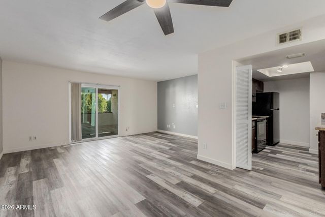 4211 E PALM Lane 208, Phoenix, AZ 85008