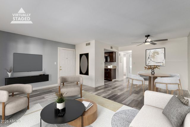 4211 E PALM Lane 208, Phoenix, AZ 85008