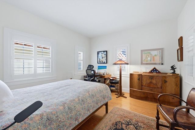 521 HARBOR DRIVE S, Venice, FL 34285