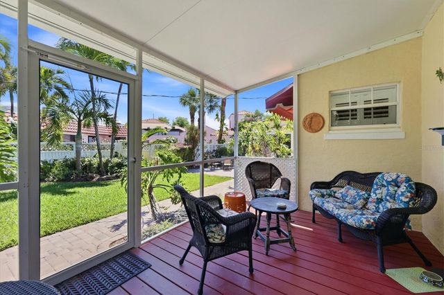 521 HARBOR DRIVE S, Venice, FL 34285