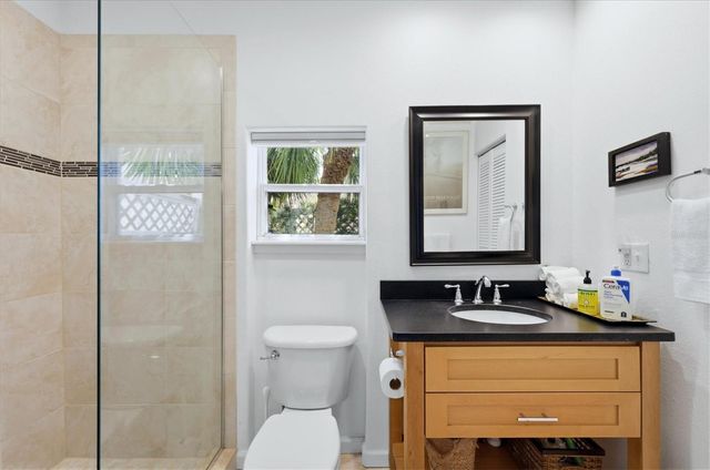 521 HARBOR DRIVE S, Venice, FL 34285