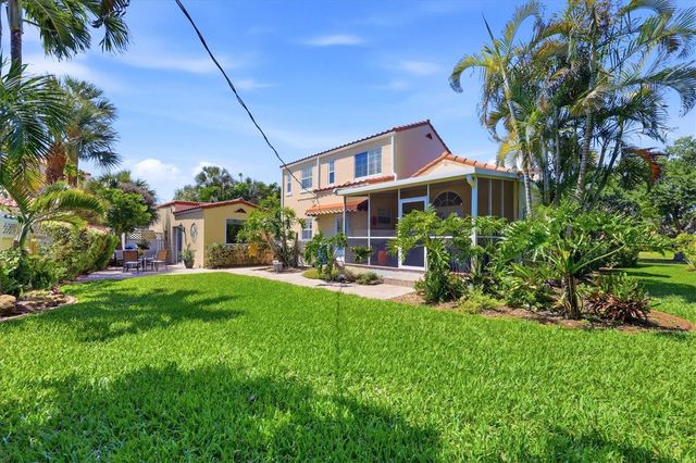 521 HARBOR DRIVE S, Venice, FL 34285