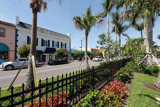 521 HARBOR DRIVE S, Venice, FL 34285