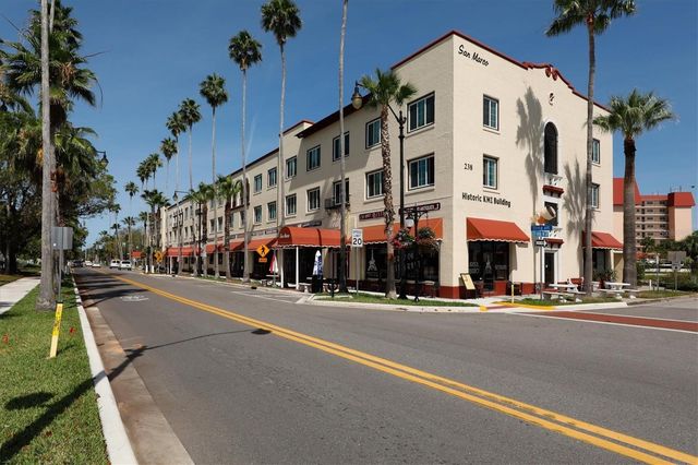 521 HARBOR DRIVE S, Venice, FL 34285