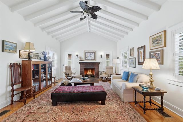 521 HARBOR DRIVE S, Venice, FL 34285