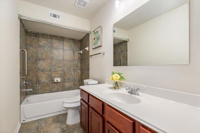 3215 Legends Mist Drive, Spring, TX 77386