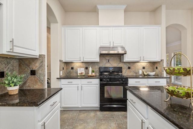 3215 Legends Mist Drive, Spring, TX 77386