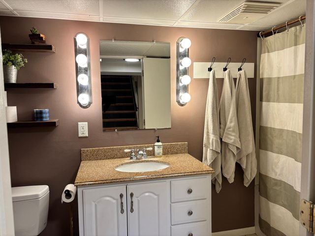 406 Robin Road, Albert Lea, MN 56007