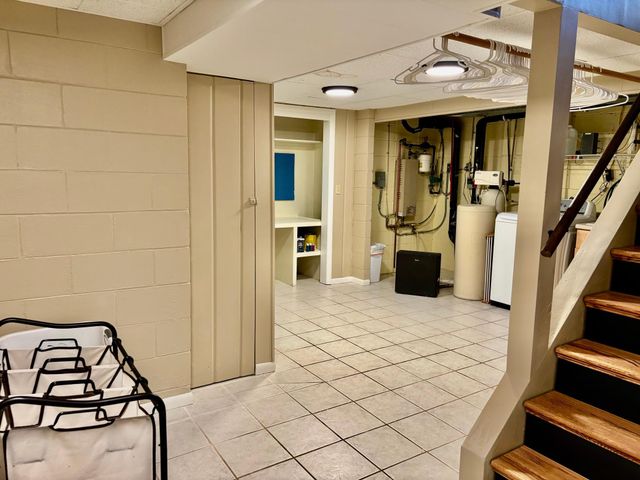 406 Robin Road, Albert Lea, MN 56007