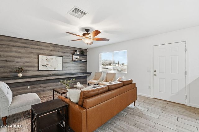 2219 S RIVER Drive, Tempe, AZ 85282