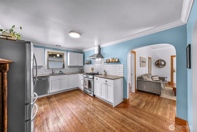 2433 Lafayette Street, Bellingham, WA 98225