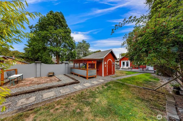 2433 Lafayette Street, Bellingham, WA 98225