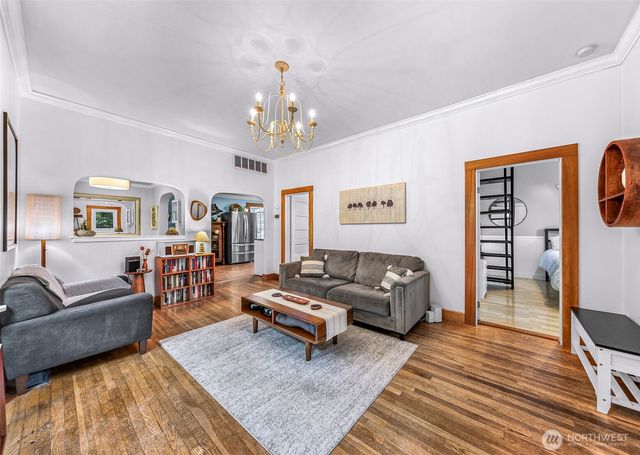 2433 Lafayette Street, Bellingham, WA 98225