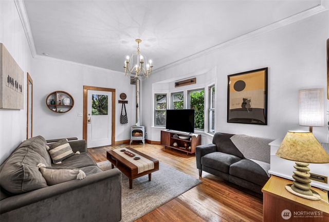 2433 Lafayette Street, Bellingham, WA 98225