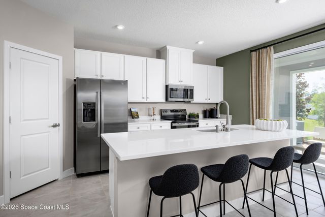 1718 Kendall Pointe Place, Melbourne, FL 32935