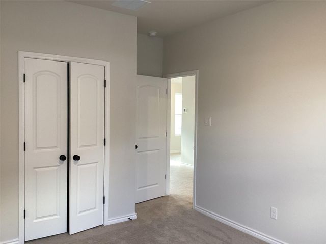 306 Possumhaw LN, San Marcos, TX 78666