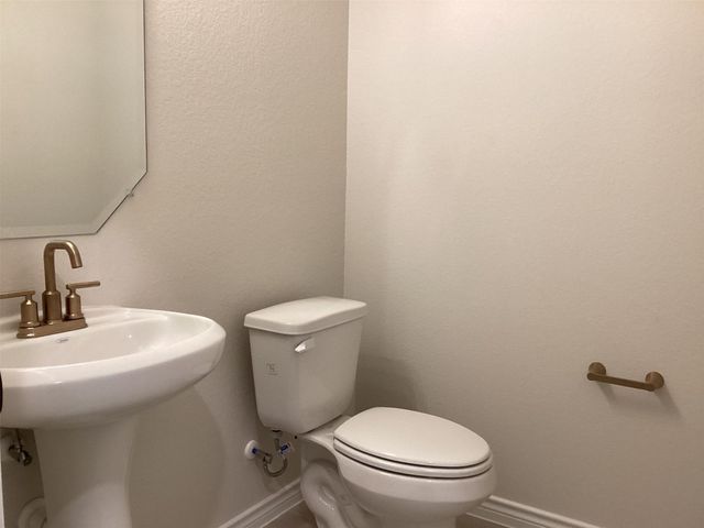 306 Possumhaw LN, San Marcos, TX 78666