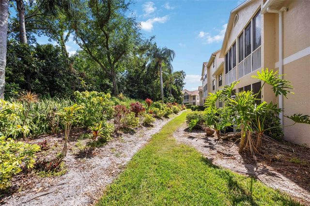 4240 BREEZEWAY BOULEVARD 321, Sarasota, FL 34238