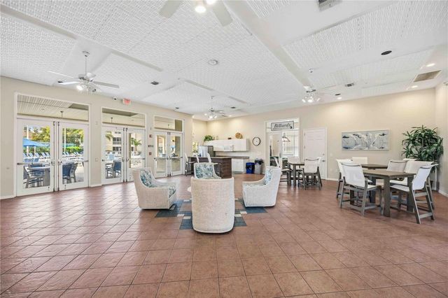 4240 BREEZEWAY BOULEVARD 321, Sarasota, FL 34238