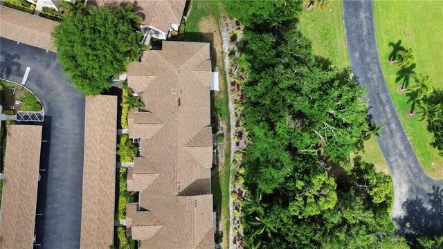 4240 BREEZEWAY BOULEVARD 321, Sarasota, FL 34238