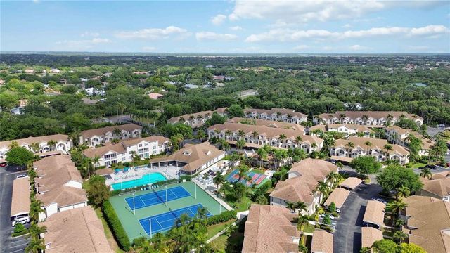 4240 BREEZEWAY BOULEVARD 321, Sarasota, FL 34238