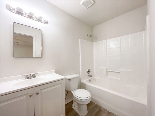 2232 Bradford Pear Drive, Little Elm, TX 75068