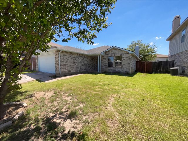 2232 Bradford Pear Drive, Little Elm, TX 75068