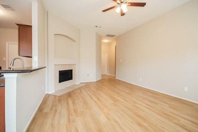32103 Sue Lane, Pinehurst, TX 77362