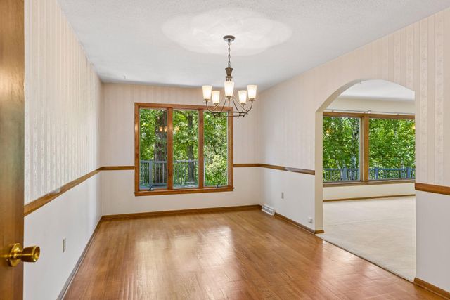 882 Willow Ridge 1, Hudson, WI 54016