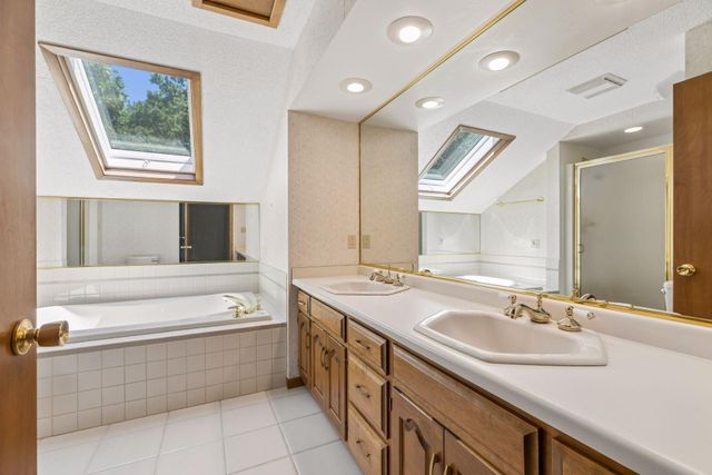 882 Willow Ridge 1, Hudson, WI 54016