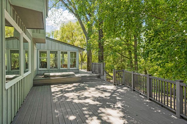 882 Willow Ridge 1, Hudson, WI 54016