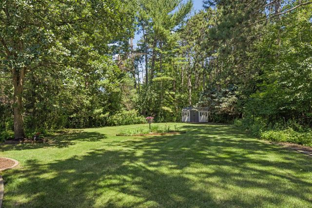 882 Willow Ridge 1, Hudson, WI 54016