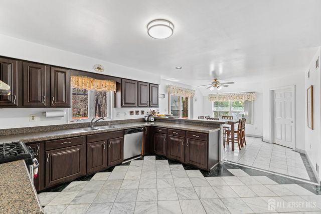 35 Trish Court, Old Bridge, NJ 08857