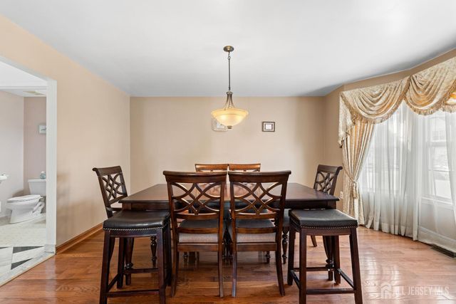 35 Trish Court, Old Bridge, NJ 08857