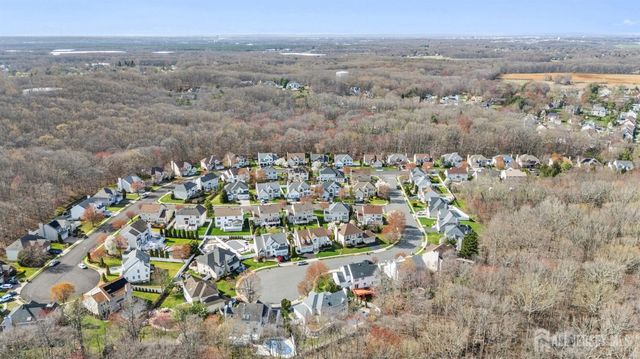 35 Trish Court, Old Bridge, NJ 08857