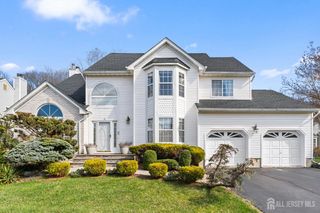 35 Trish Court, Old Bridge, NJ 08857