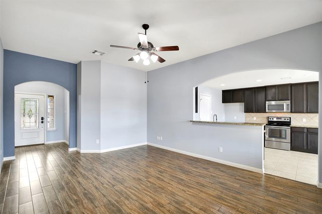 18778 Maverick Ranch Road E, Magnolia, TX 77355