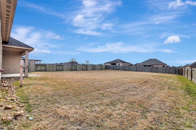 18778 Maverick Ranch Road E, Magnolia, TX 77355