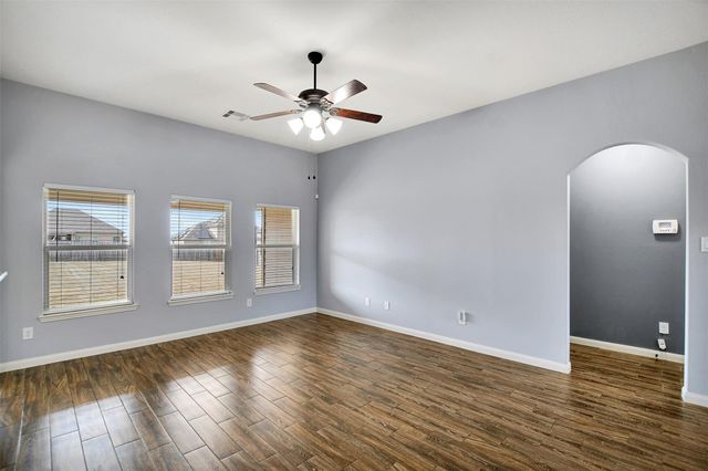 18778 Maverick Ranch Road E, Magnolia, TX 77355