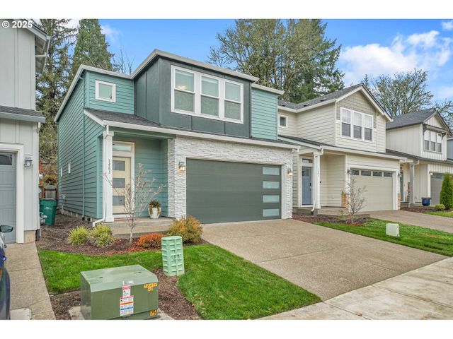1483 19TH Ave, Forest Grove, OR 97116