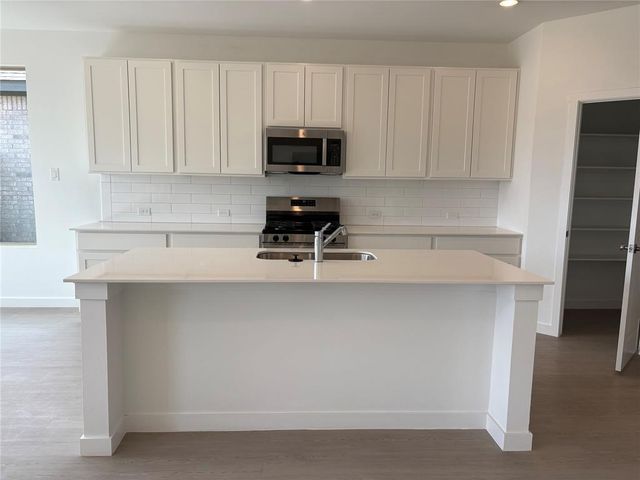 9217 SW 19th Street, Oklahoma City, OK 73128