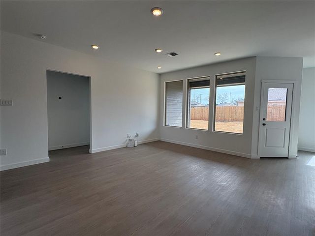 9217 SW 19th Street, Oklahoma City, OK 73128