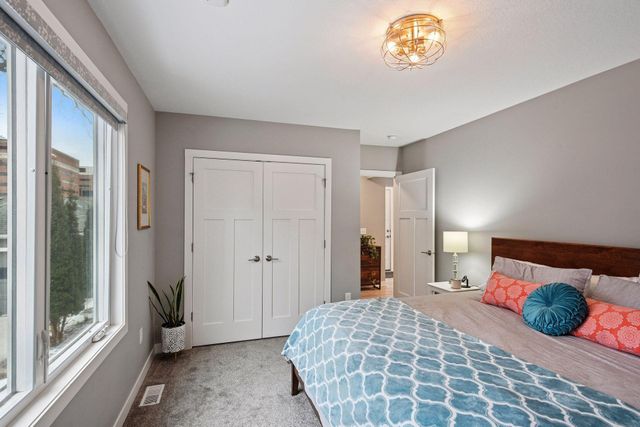 412 15th Avenue SW, Rochester, MN 55902