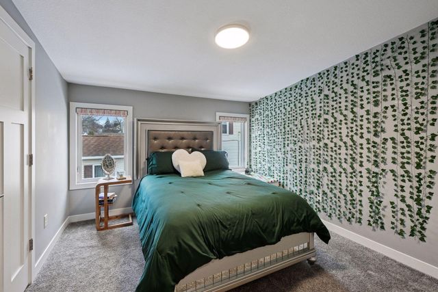 412 15th Avenue SW, Rochester, MN 55902