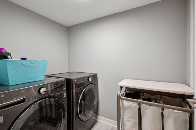 412 15th Avenue SW, Rochester, MN 55902