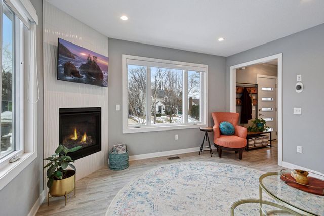 412 15th Avenue SW, Rochester, MN 55902