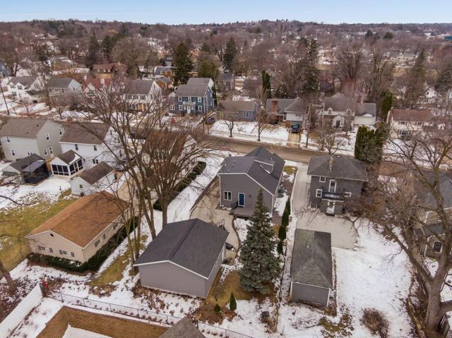 412 15th Avenue SW, Rochester, MN 55902