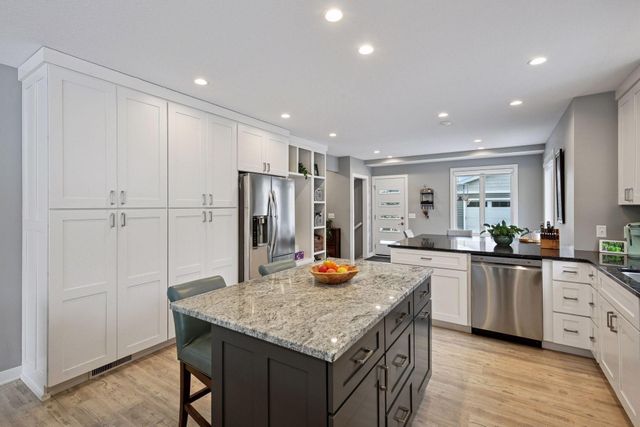 412 15th Avenue SW, Rochester, MN 55902