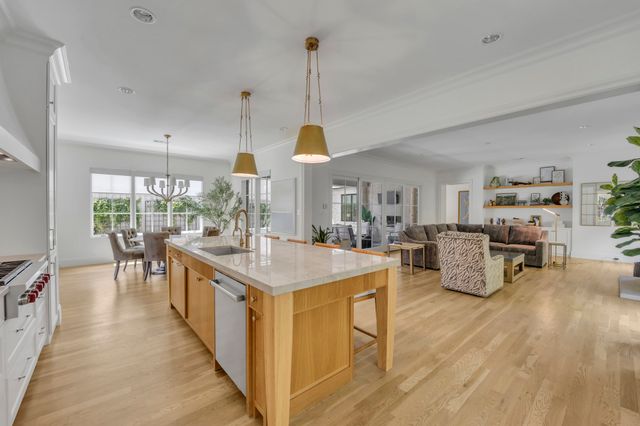 6819 Park Lane, Dallas, TX 75225