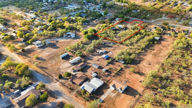 518 W Villaret Blvd, San Antonio, TX 78221